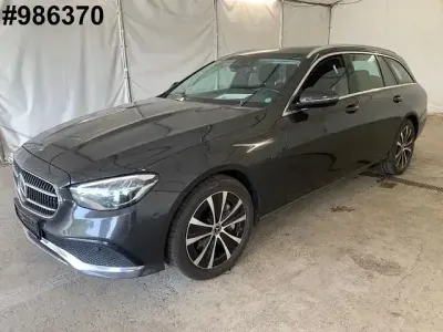 Gebraucht Mercedes E300 Avantgarde 306 PS (225 kW) 2021 Grafitgrau  metalliclack Kombi
