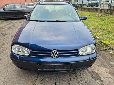 Blau Gebraucht 2002 VW Golf IV Edition Kombi | 1.450 € (Fairer Preis)