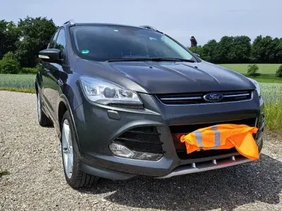 Gebraucht Ford Kuga Individual 179 PS (131 kW) 2016 Grau SUV