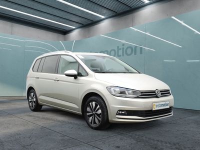 Silber Gebraucht 2024 VW Touran S Van / Kleinbus | 33.749 € (Fairer Preis)