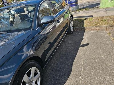 Gebraucht Audi A6 Comfort 177 PS (130 kW) 2011 Grau Kombi