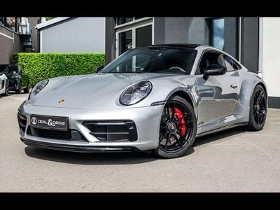Porsche 911 Carrera 4 GTS