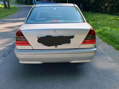 Mercedes C240