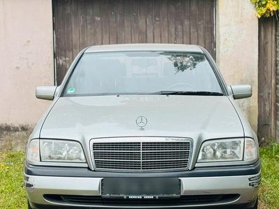 Mercedes C180