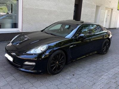 Porsche Panamera 4S