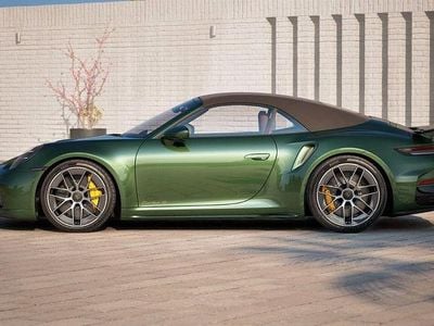Neu Porsche 911 Turbo S Cabriolet 640 PS (470 kW) 2026 Grün Cabrio