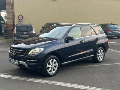 Usata Mercedes ML350 258 CV (189 kW) 2013 Blu SUV