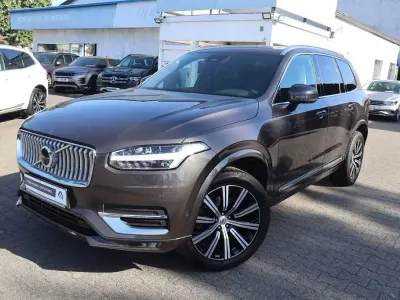 Gebraucht Volvo XC90 Plus 235 PS (172 kW) 2023 Platinum grey SUV
