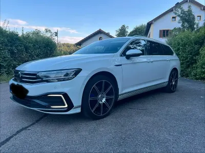 Gebraucht VW Passat GTE 218 PS (160 kW) 2021 Weiß Kombi