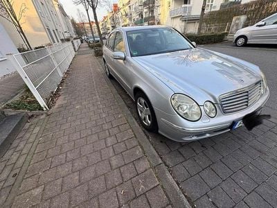 Silber Gebraucht 2005 Mercedes E320 Elegance Limousine | 4.300 € (Superpreis)