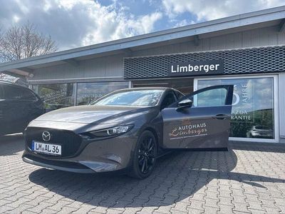 Grau Gebraucht 2024 Mazda 3 Limousine | 24.998 € (Fairer Preis)