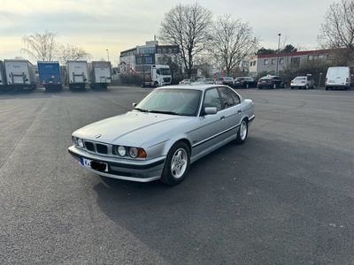 gebraucht BMW 520 i E34