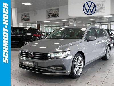Grau Gebraucht 2023 VW Passat Elegance Kombi | 24.995 € (Fairer Preis)