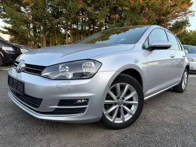Gebraucht VW Golf VII LOUNGE 110 PS (80 kW) 2015 Silber Limousine