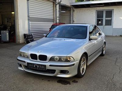 BMW 528