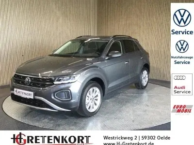 Nuova VW T-Roc Life 150 CV (110 kW) 2026 Grigio SUV
