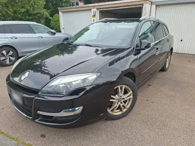 Gebraucht Renault Laguna III 110 PS (80 kW) 2015 Schwarz Kombi