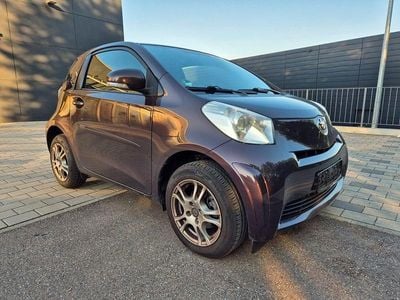 Toyota iQ