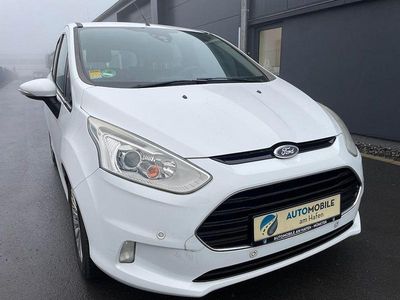 Weiß Gebraucht 2013 Ford B-MAX Titanium Van / Kleinbus | 5.490 € (Fairer Preis)