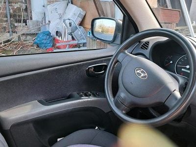 Silber Gebraucht 2010 Hyundai i10 Kleinwagen | 1.800 € (Fairer Preis)