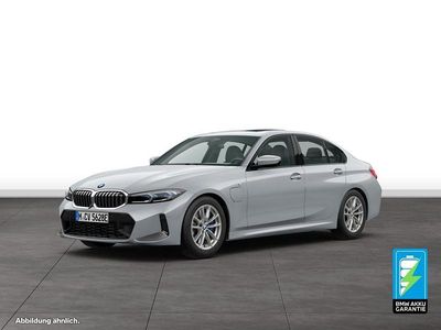 Gebraucht BMW 330e M Sport 292 PS (214 kW) 2025 Grau Limousine