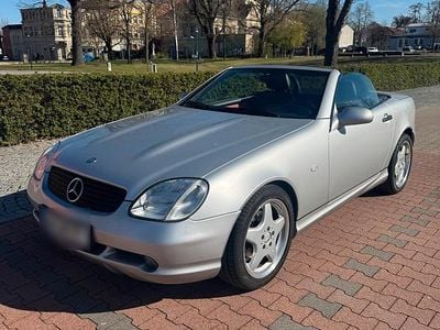Second-hand Mercedes SLK230 AMG 193 CP (141 kW) 1999 Argintiu Cabrio