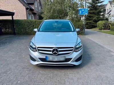 Mercedes B180