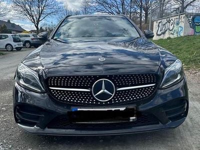 Usata Mercedes C300 258 CV (189 kW) 2019 Nero Station wagon