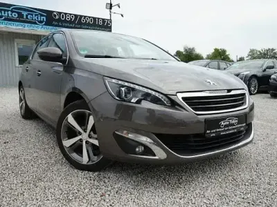 Gebraucht Peugeot 308 Allure 131 PS (96 kW) 2015 Grau Limousine