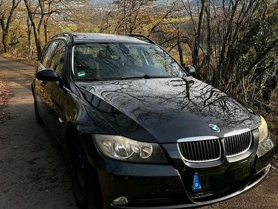 Gebraucht BMW 320 163 PS (119 kW) 2006 Schwarz Kombi