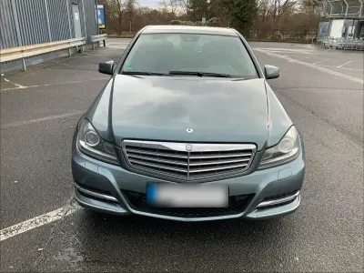 Gebraucht Mercedes C250 204 PS (150 kW) 2011 Limousine