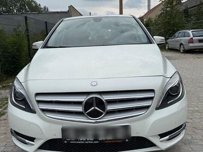 Mercedes B180