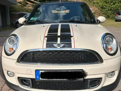 Gebraucht Mini Cooper SD Cabriolet 143 PS (105 kW) 2012 Weiß Cabrio