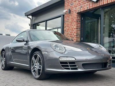 Porsche 911 Carrera 4