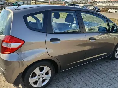 Usata Honda Jazz Trend 90 CV (66 kW) 2013 Marrone Utilitaria