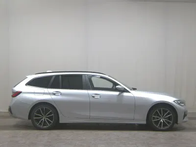 Gebraucht BMW 330 Advantage 252 PS (185 kW) 2020 Silber Kombi