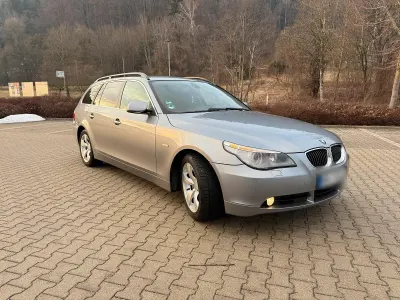 Gebraucht BMW 525 177 PS (130 kW) 2005 Grau Kombi