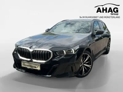 Gebraucht BMW 520 Performance 197 PS (144 kW) 2025 Schwarz Kombi
