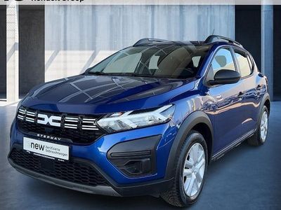 Gebraucht Dacia Sandero Essentiel 101 PS (74 kW) 2024 Blau Limousine