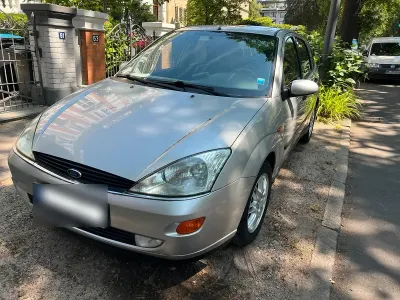 Gebraucht Ford Focus Ghia 2001 Silber Kleinwagen