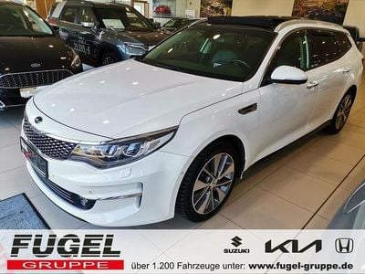 Gebraucht Kia Optima Spirit 141 PS (103 kW) 2017 Snow white pearl Kombi