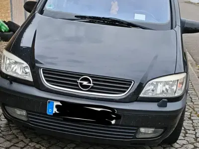 Gebraucht Opel Zafira Elegance 147 PS (108 kW) 2001 Schwarz Van / Kleinbus