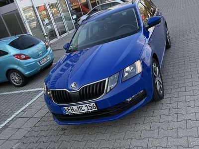 Gebraucht Skoda Octavia Soleil 150 PS (110 kW) 2019 Blau Kombi