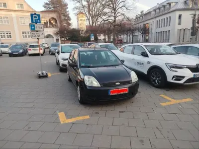Gebraucht Ford Fiesta 69 PS (50 kW) 2005 Schwarz Kleinwagen