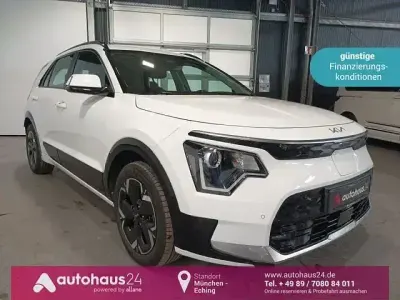 Gebraucht Kia e-Niro Vision 150 kW (204 PS) 2023 Weiß SUV