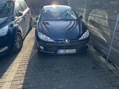 Gebraucht Peugeot 206 CC 109 PS (80 kW) 2002 Schwarz Cabrio