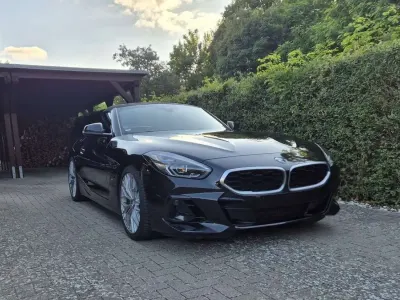 Gebraucht BMW Z4 M Sport 197 PS (144 kW) 2024 Schwarz Cabrio