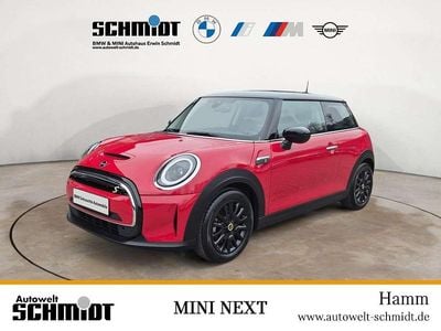 Chili red uni Gebraucht 2023 Mini Cooper SE Classic Kleinwagen | 17.689 € (Guter Preis)
