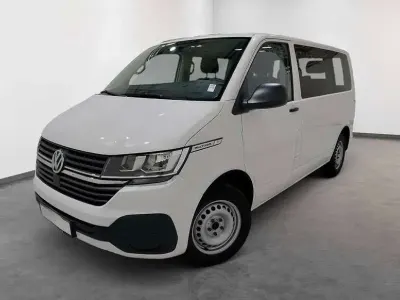 Gebraucht VW Multivan 110 PS (80 kW) 2021 Weiß Van / Kleinbus