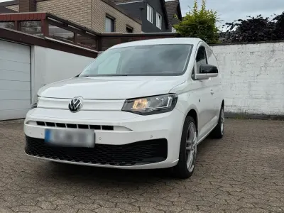 Gebraucht VW Caddy R 75 PS (55 kW) 2021 Weiß Van / Kleinbus